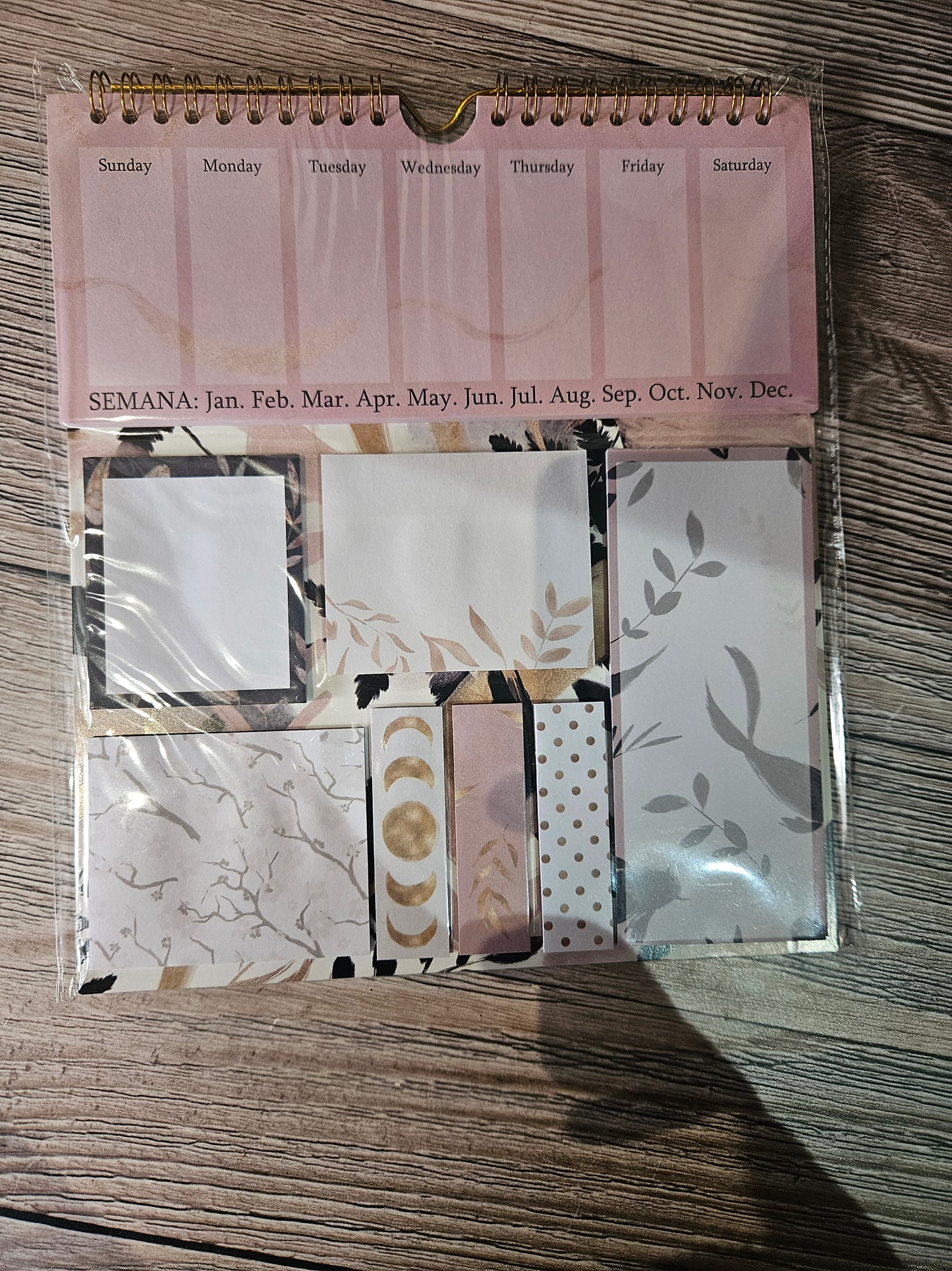Hanging Weekly planner with sticky notes