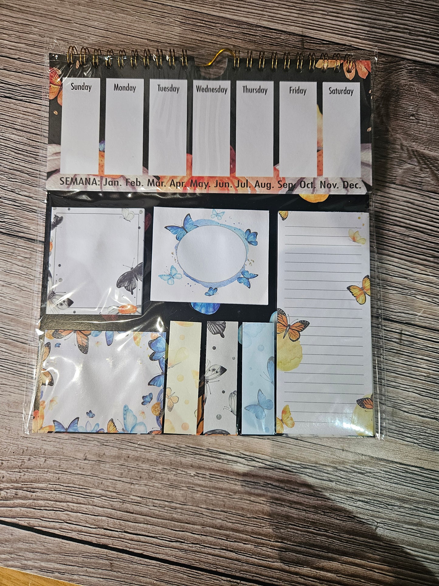 Hanging Weekly planner with sticky notes