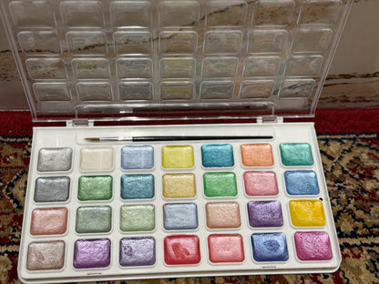 28 Colour Pearlescent Watercolour Pallete