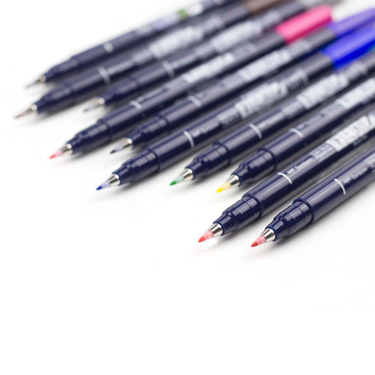 Tombow Fudenosuke elastic tip brush pens – classic colours